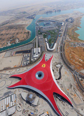 ferrari-world-innovacii-i-adrenalin-v-abu-dabi-4 ferrari-world-innovacii-i-adrenalin-v-abu-dabi-4