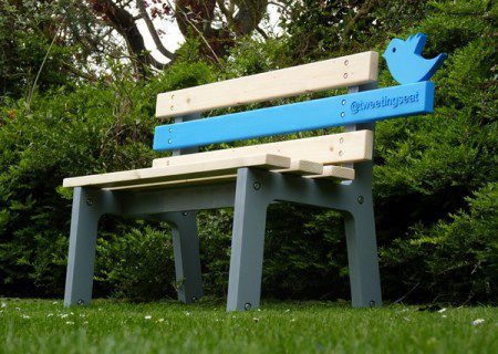 Лавочка от Twitter
