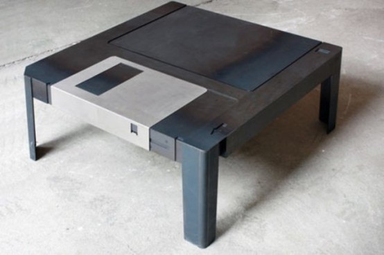 Ностальгический дизайн - Floppy Table Ностальгический дизайн - Floppy Table